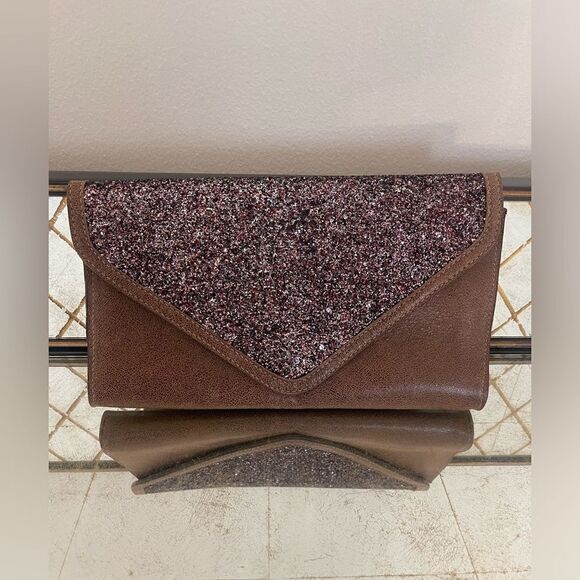 leatherrock leather clutch
